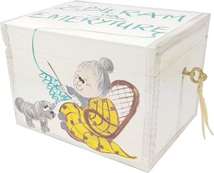 Skarbonka drewniana zbieram na emeryturę