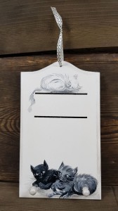 Uchwyt na kalendarz z kociakami